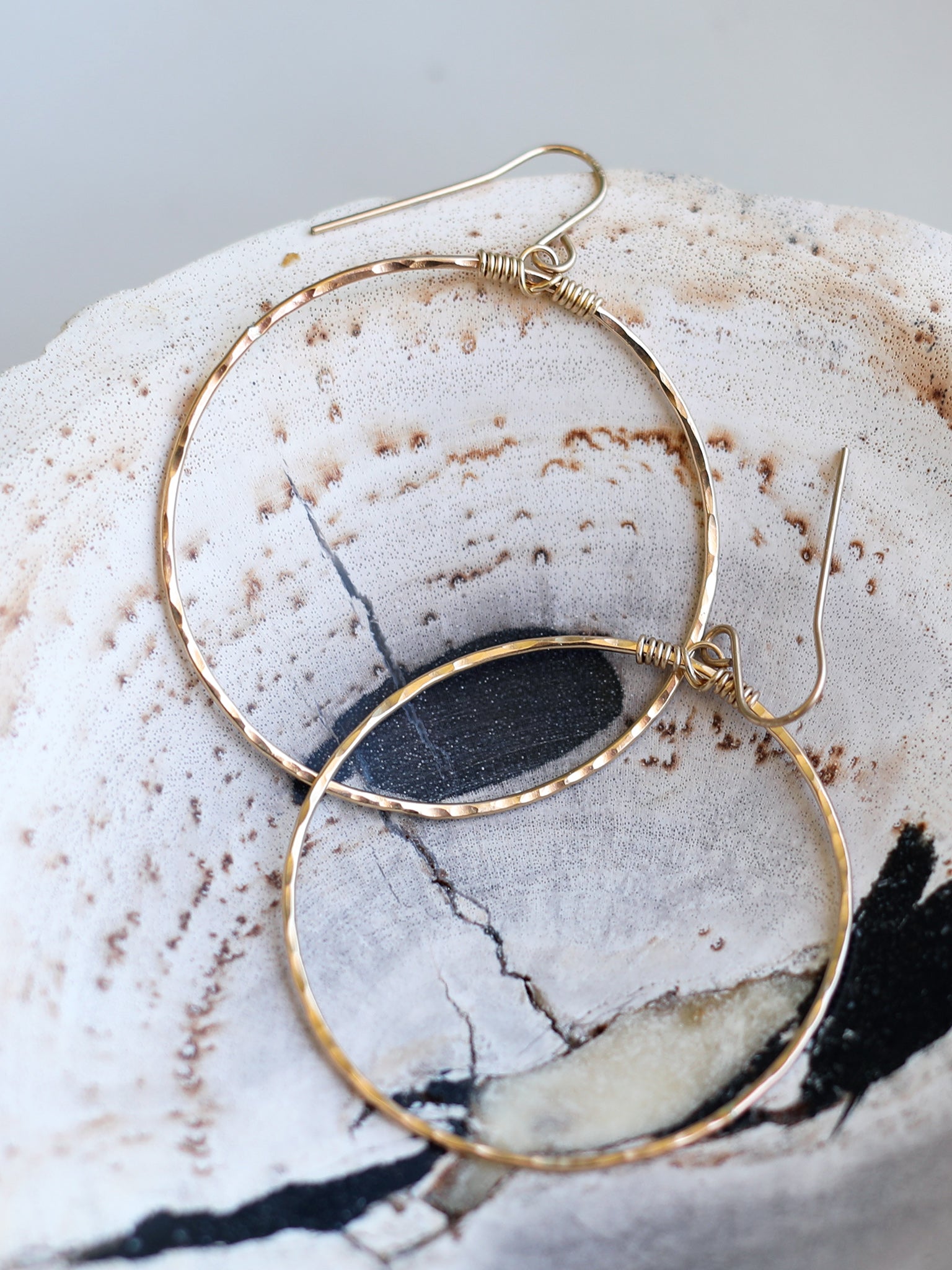 Breezy Hoops