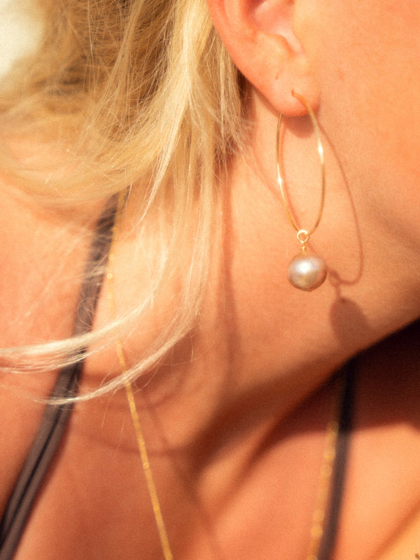 Mauve Mist Pearl Hoops