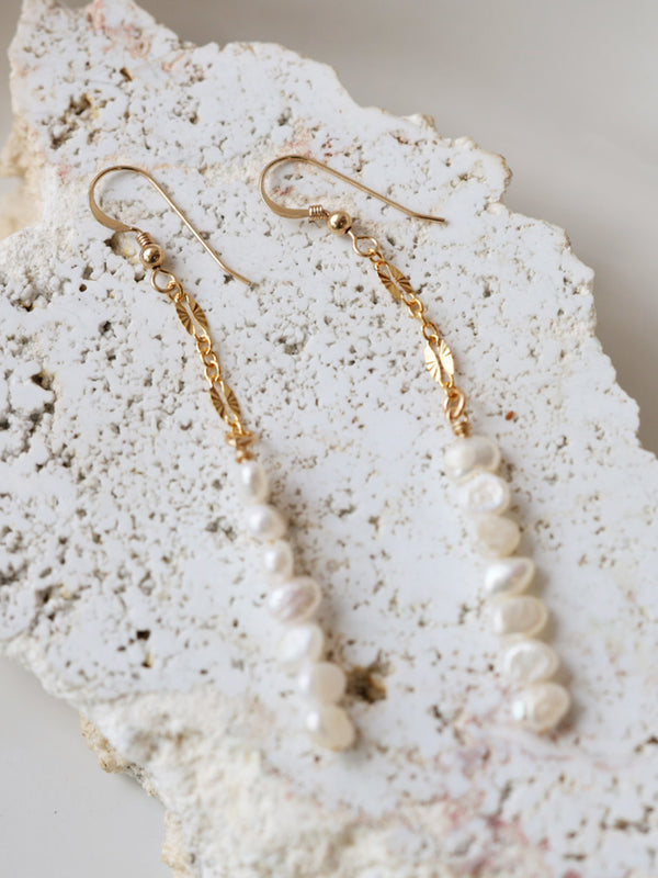 Chain Meets Pearl Earrings